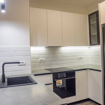 Vermietung einer geräumigen 3-Zimmer-Wohnung, 78 m², Vračar, Belgrad, Serbien